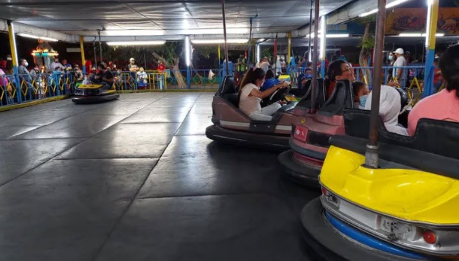 Borunda Park , Mexico